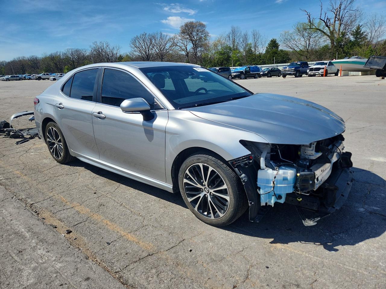 2018 TOYOTA CAMRY