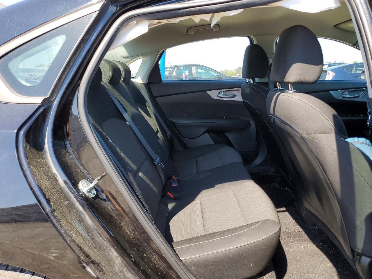2022 KIA FORTE