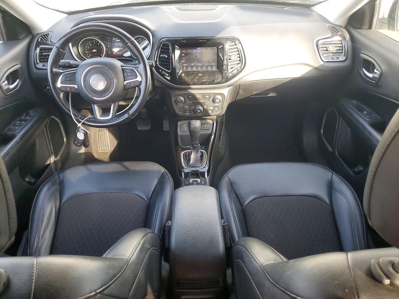 2020 JEEP Compass