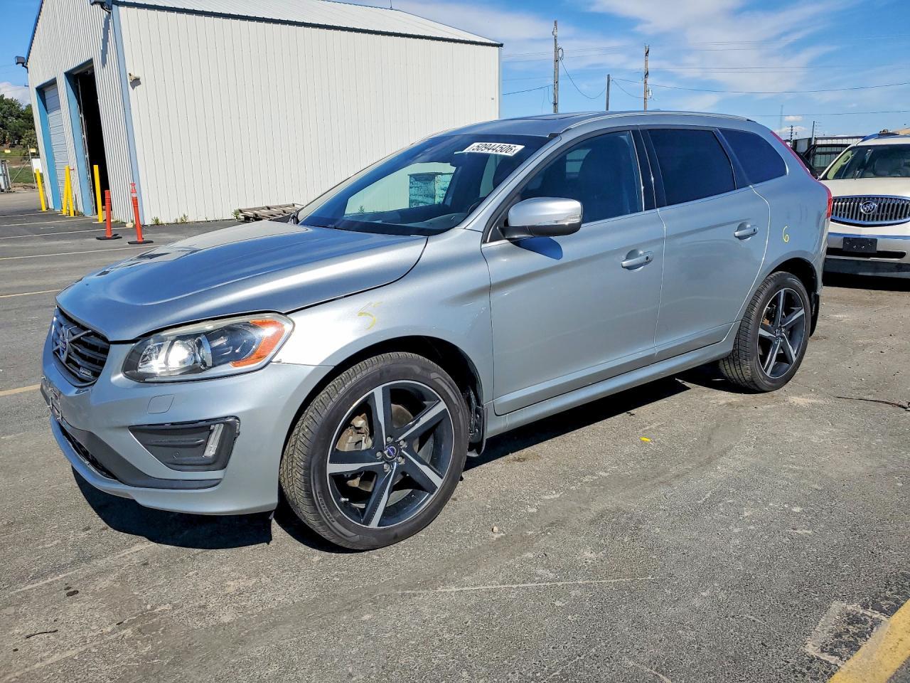2015 VOLVO XC60