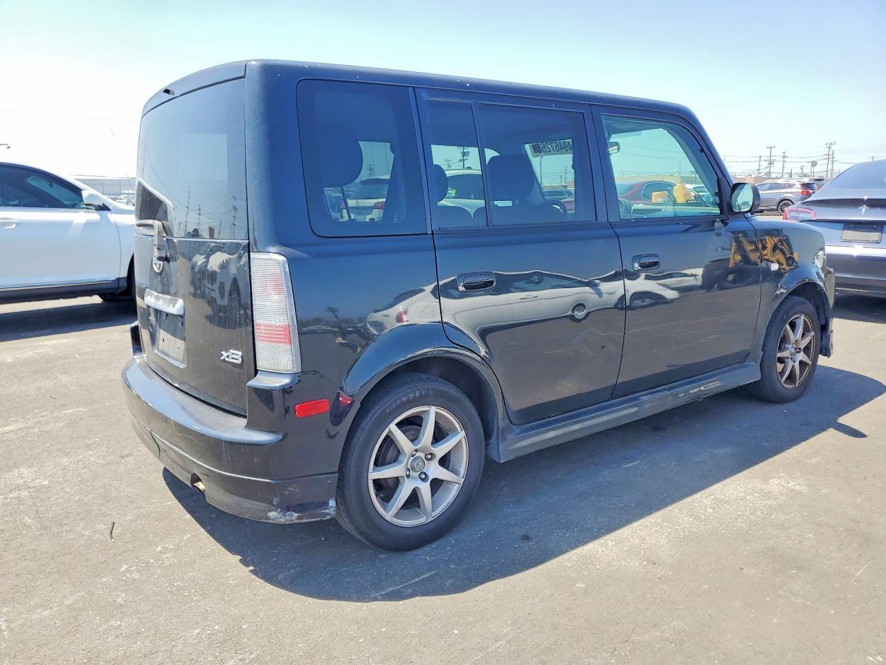 2006 TOYOTA SCION