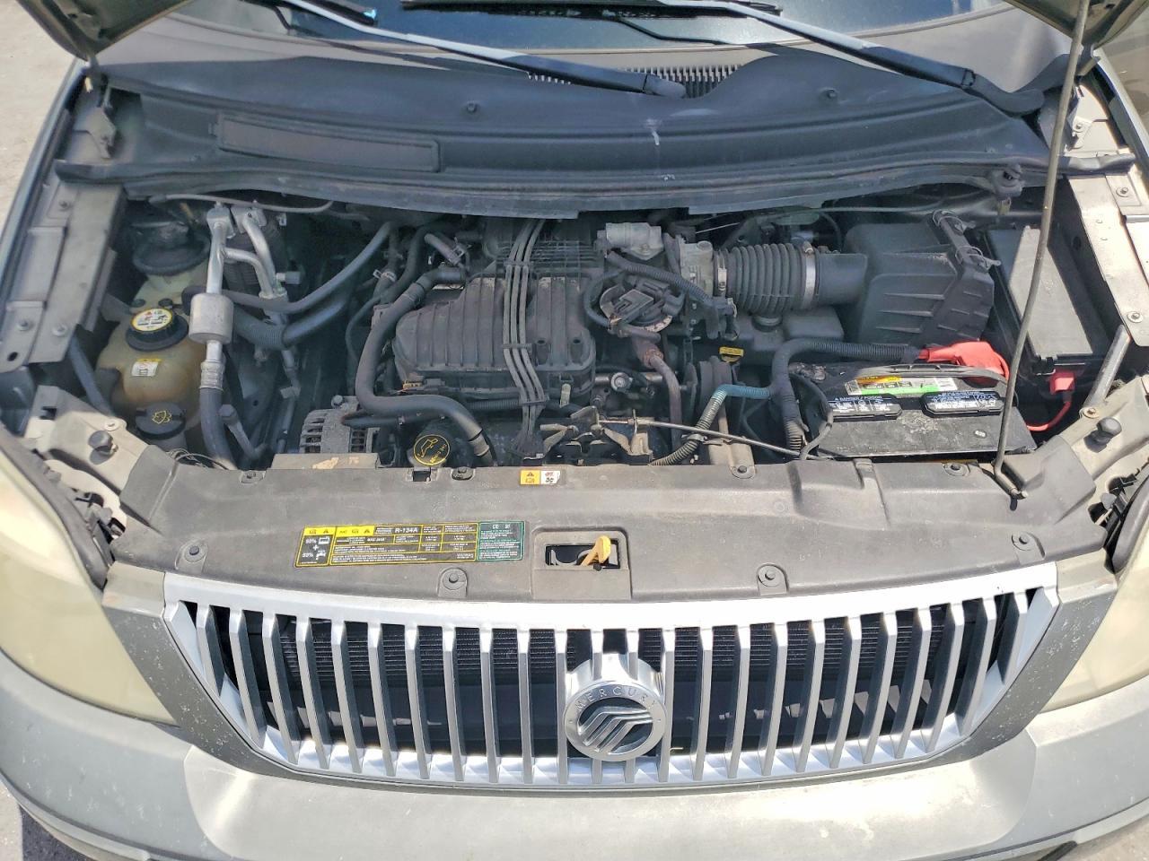 2004 MERCURY Monterey