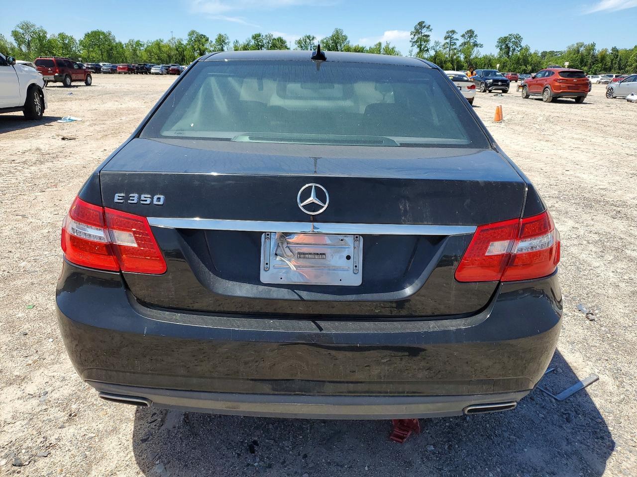2011 MERCEDES-BENZ E-Class