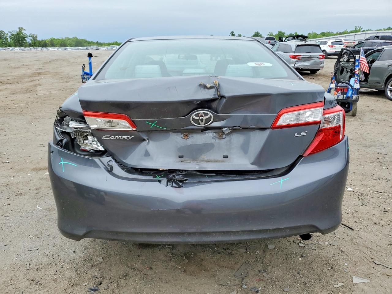 2012 TOYOTA CAMRY