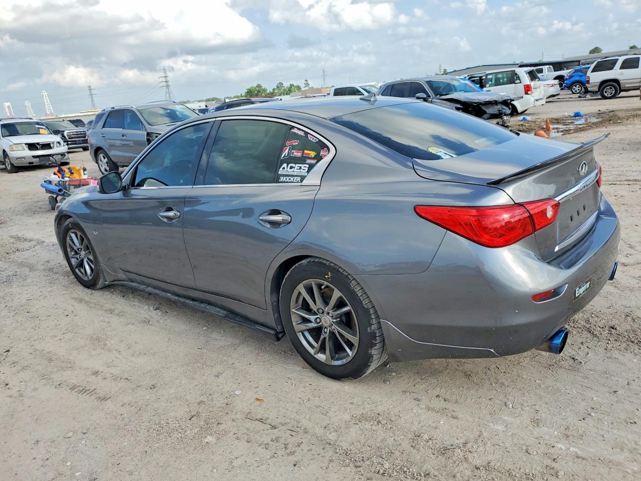 2017 INFINITI Q50