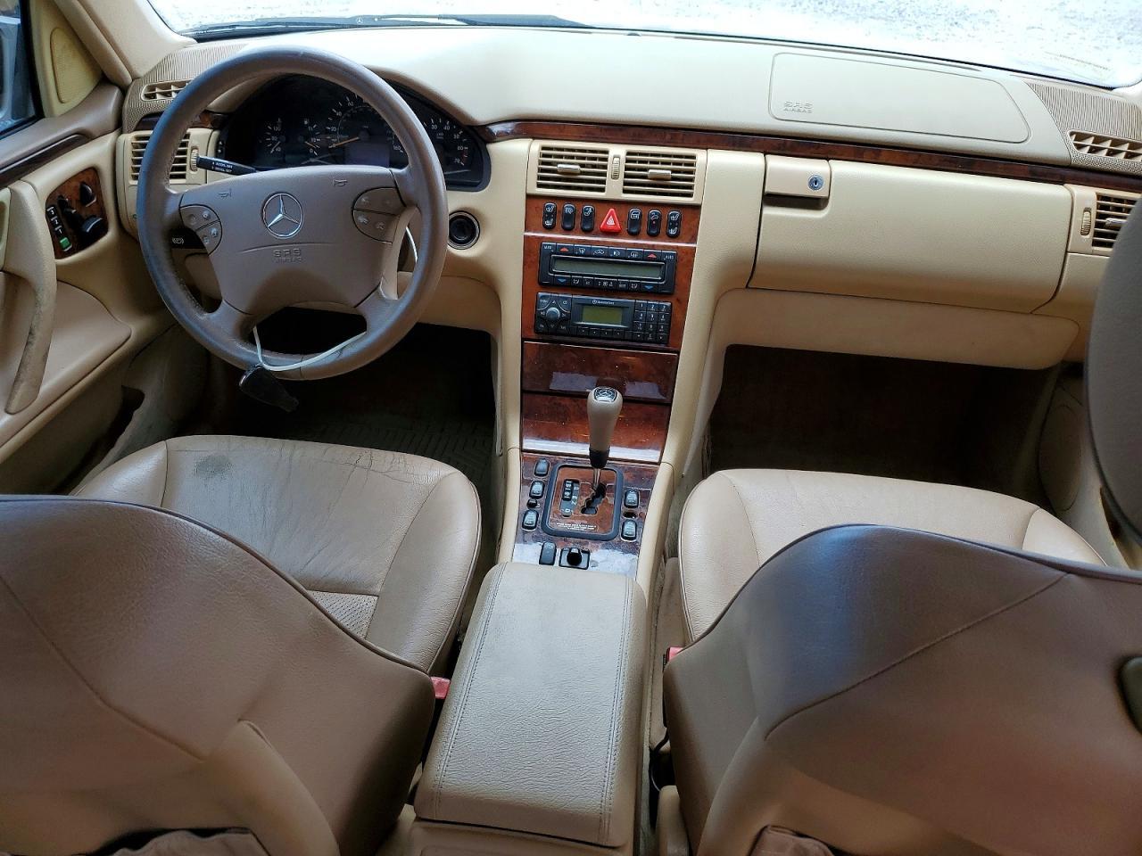 2000 MERCEDES-BENZ E-Class