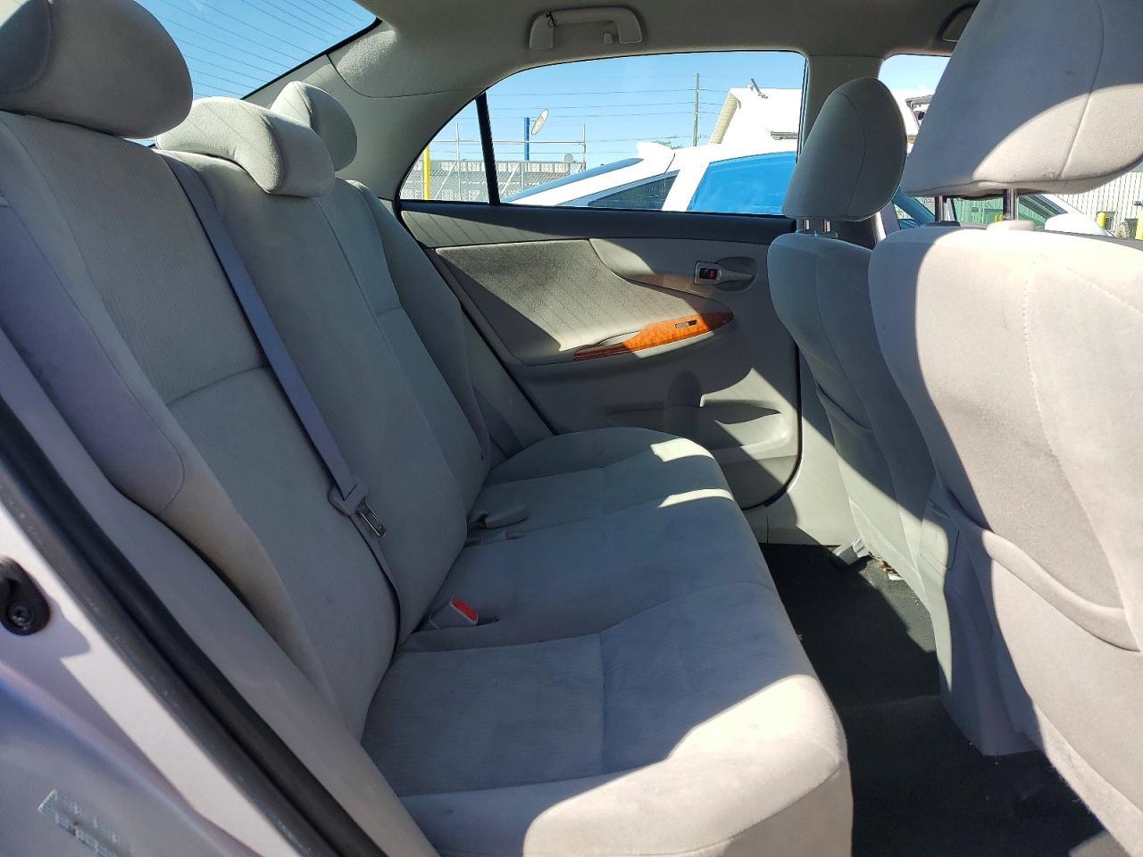 2009 TOYOTA COROLLA