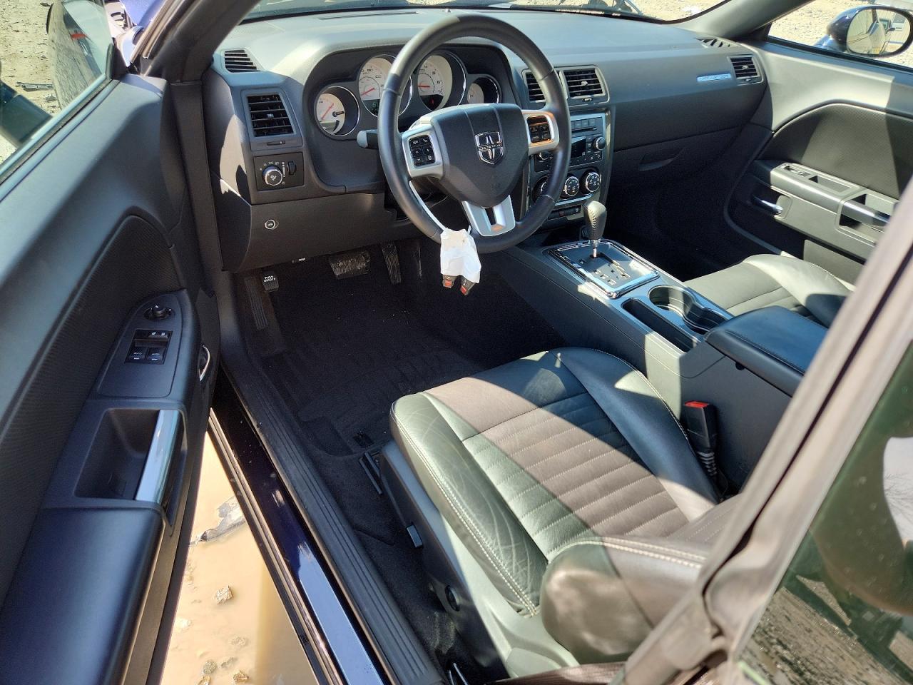 2011 DODGE Challenger