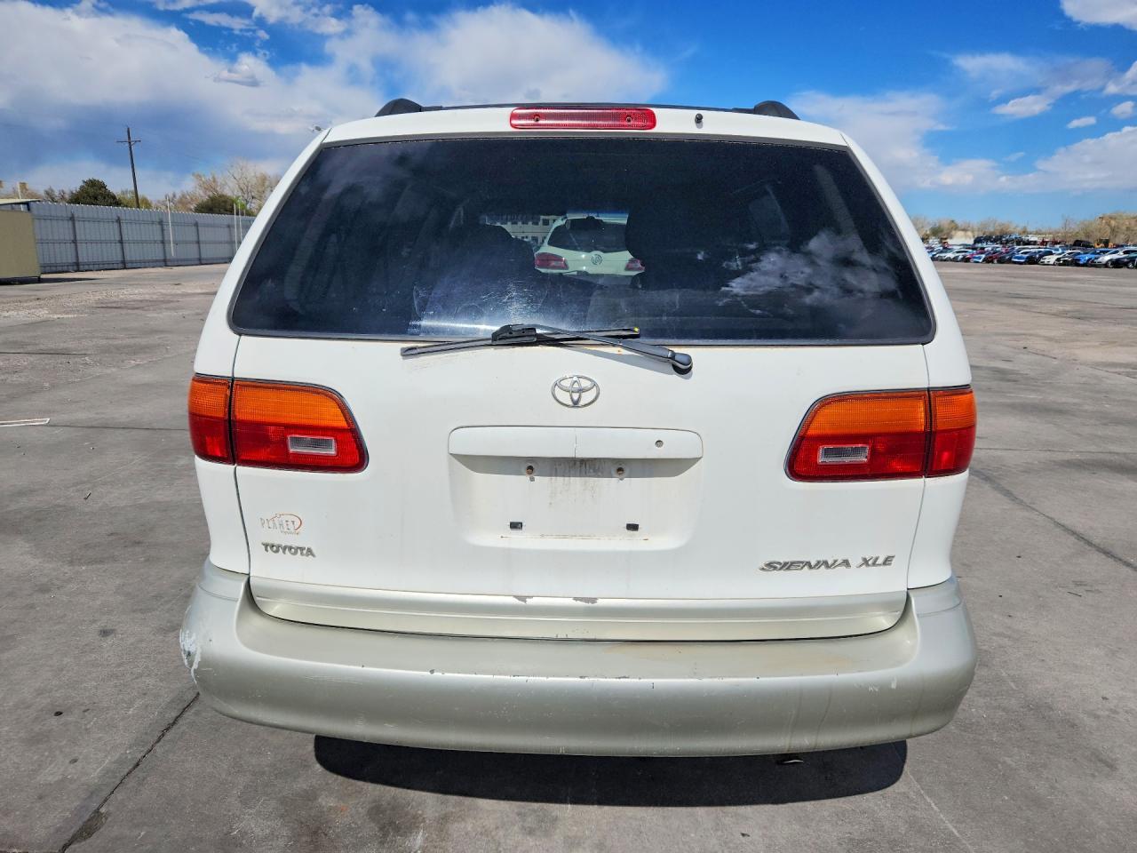 1998 TOYOTA SIENNA