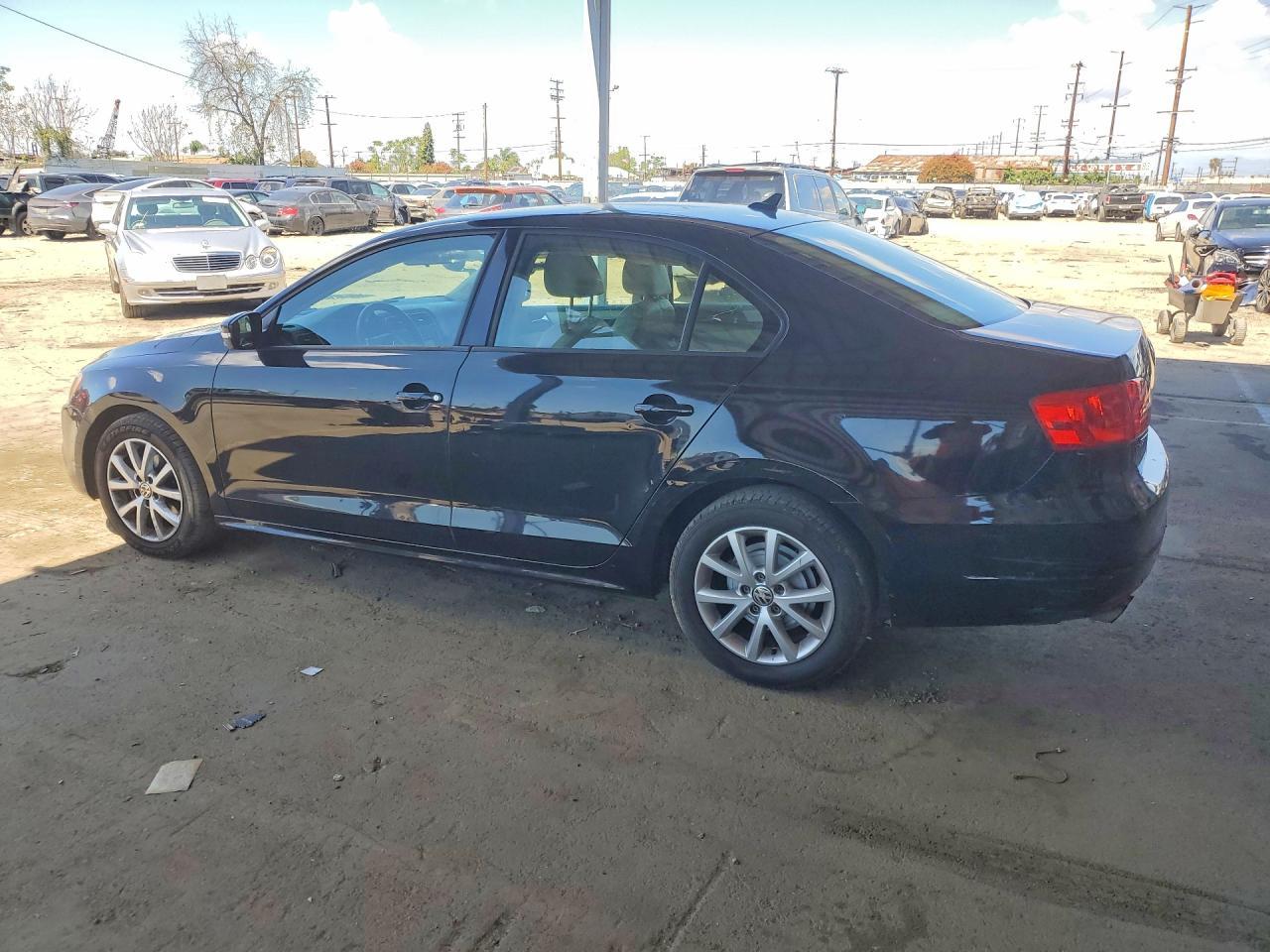 2012 VOLKSWAGEN JETTA