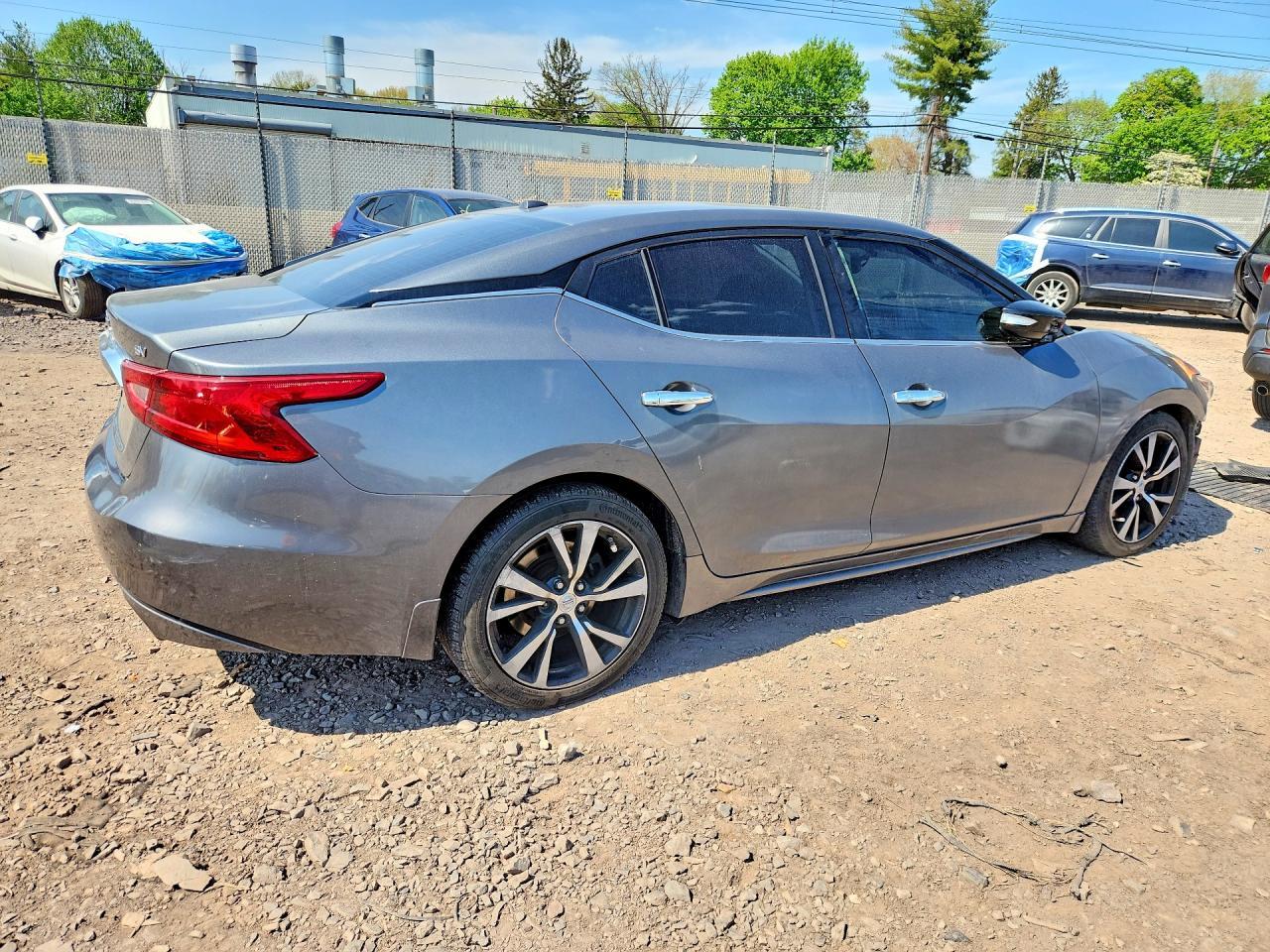 2018 NISSAN Maxima