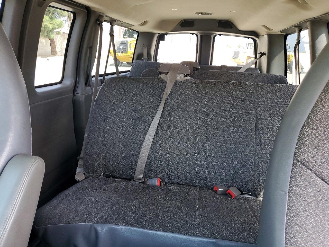 2012 CHEVROLET EXPRESS 2500