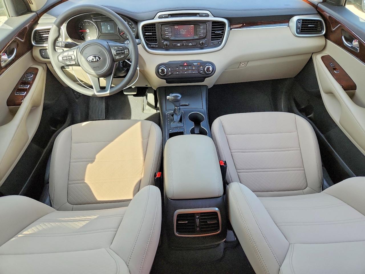 2017 KIA SORENTO