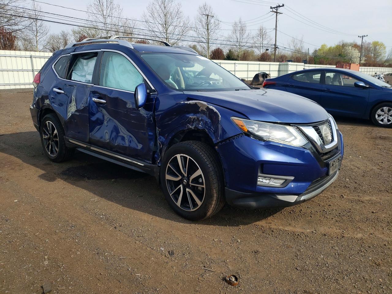 2017 NISSAN ROGUE