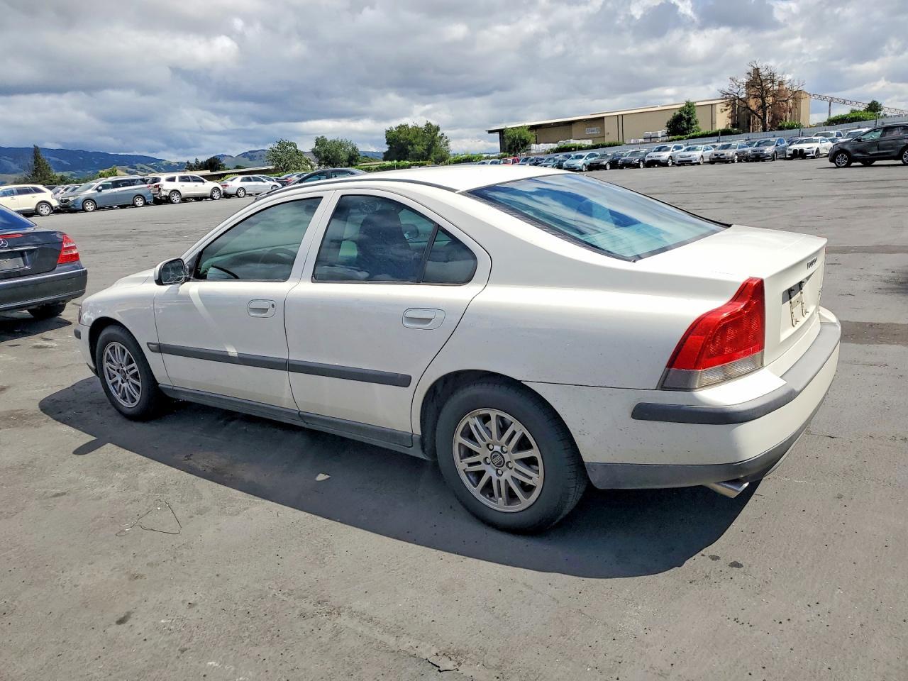 2003 Volv S60