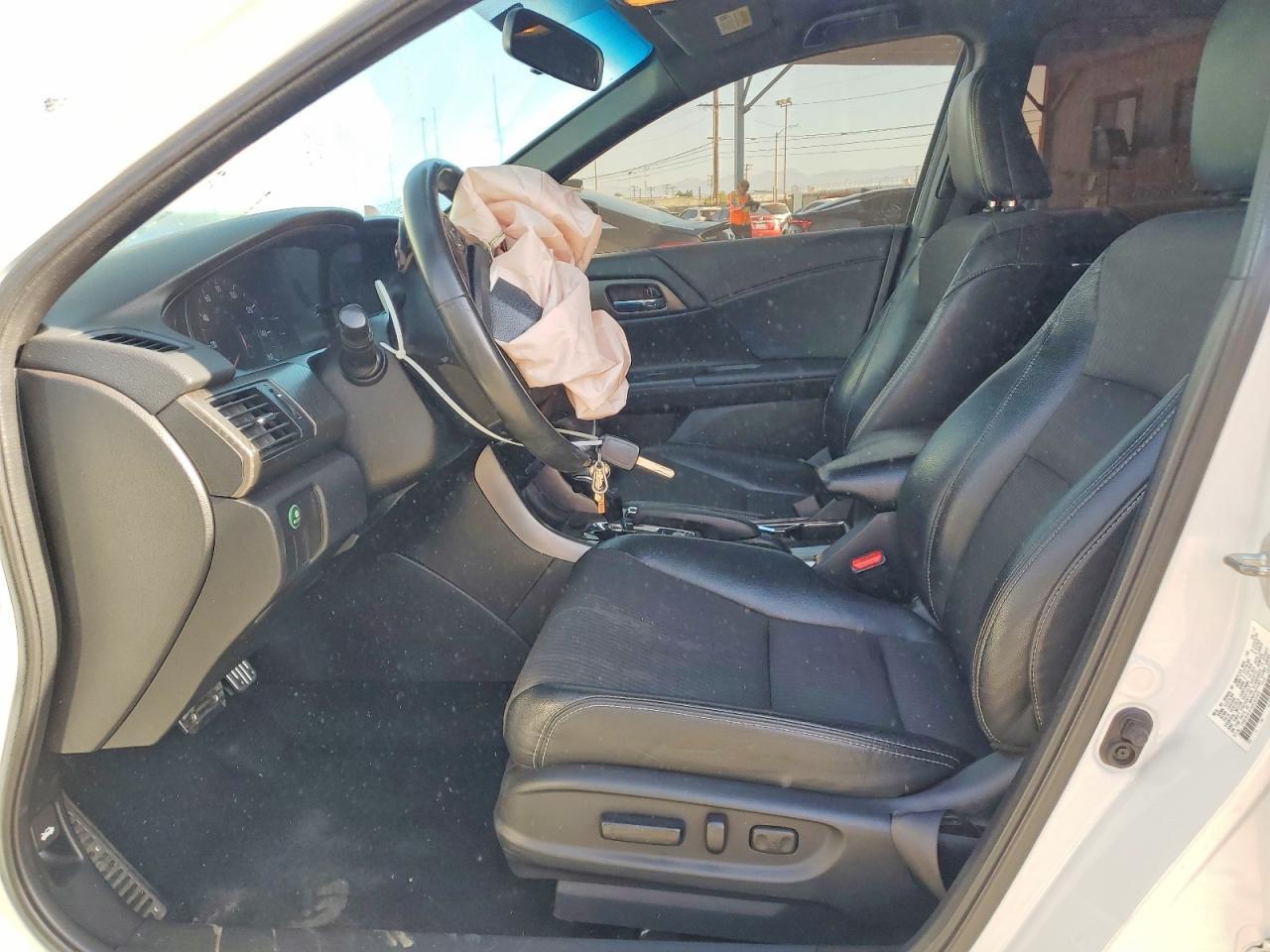 2017 HONDA ACCORD
