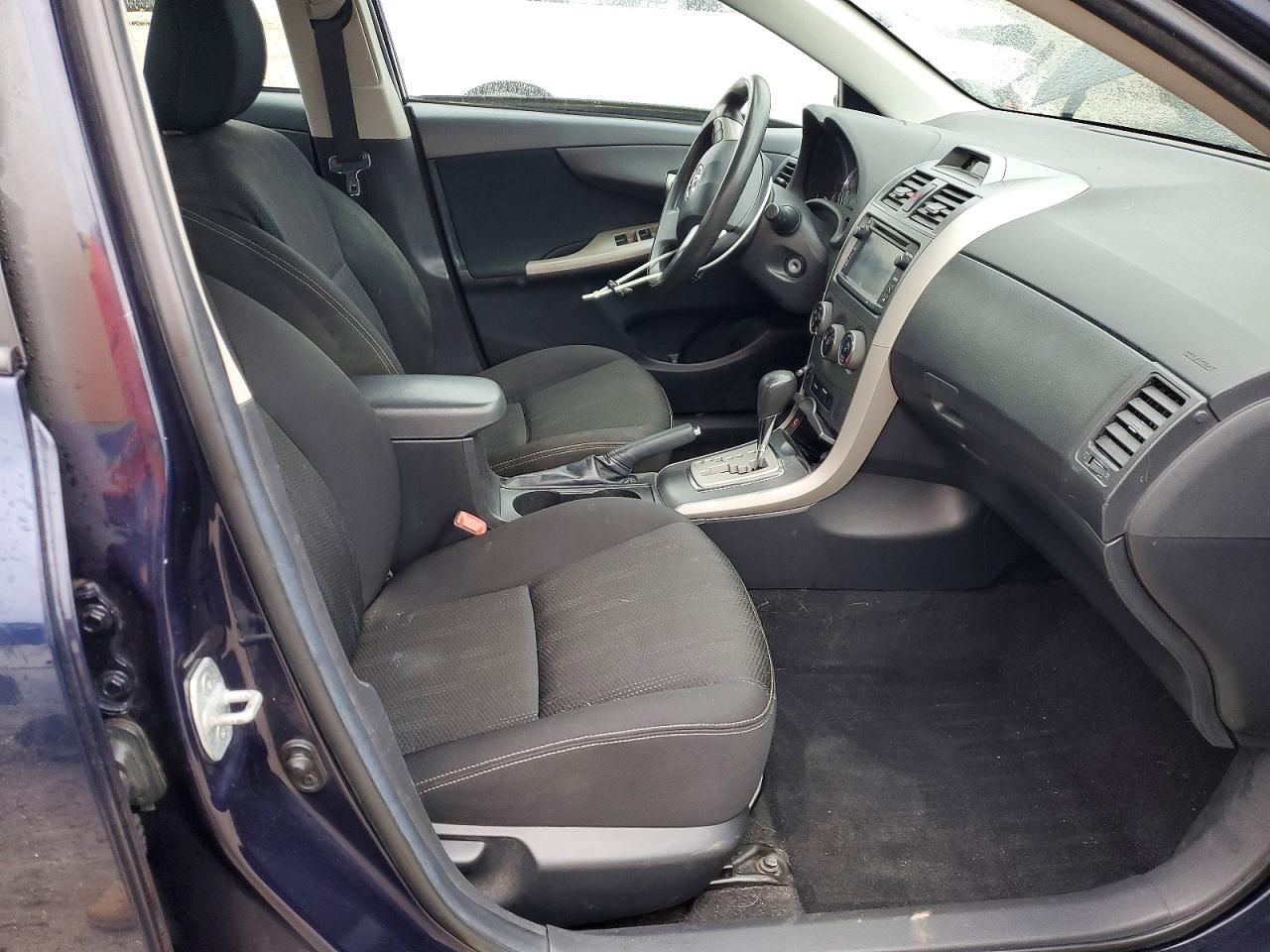2013 TOYOTA COROLLA