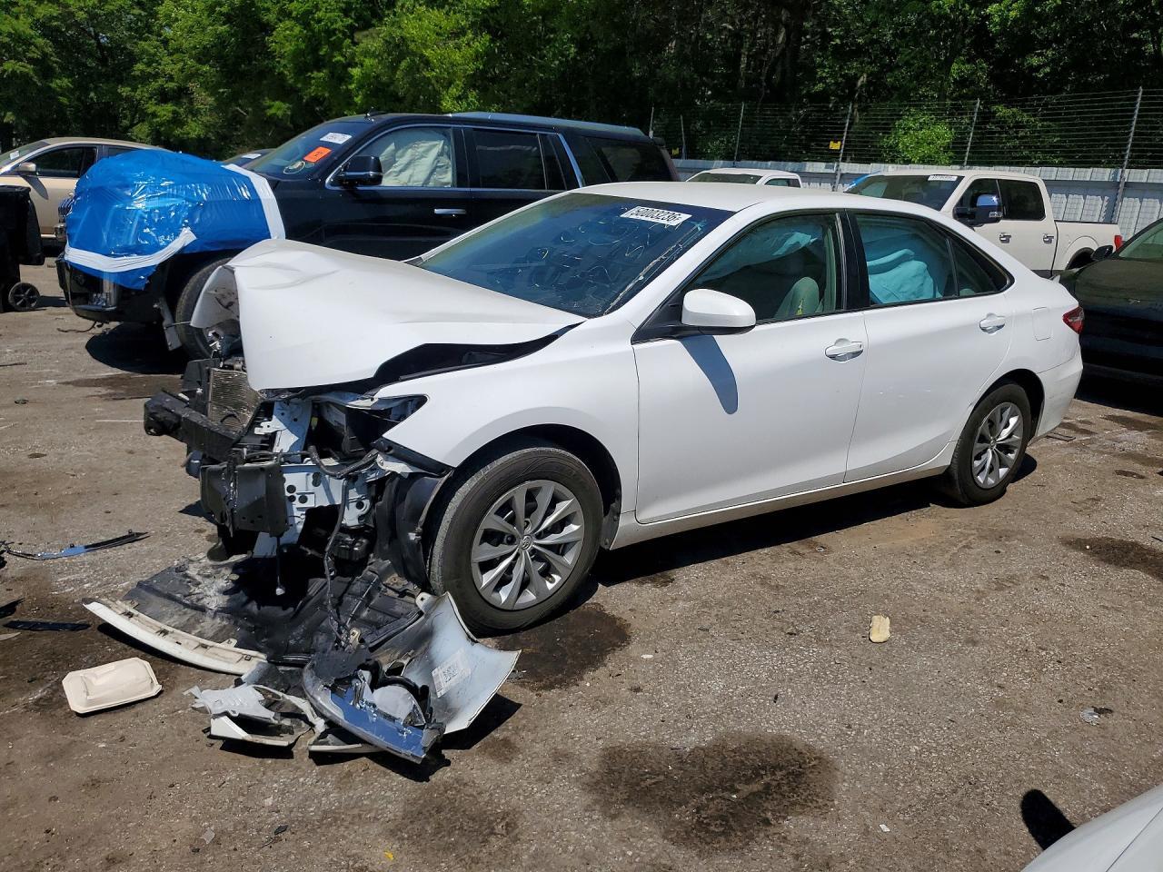 2017 TOYOTA CAMRY