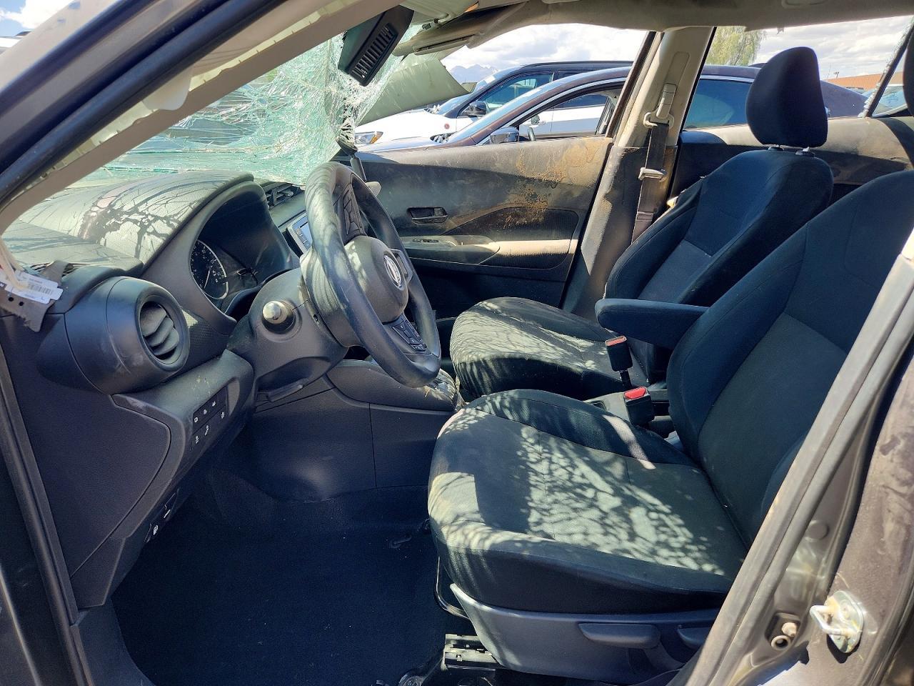 2024 NISSAN KICKS