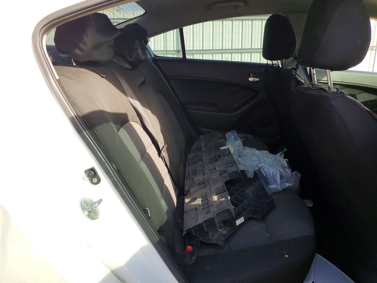 2015 KIA FORTE