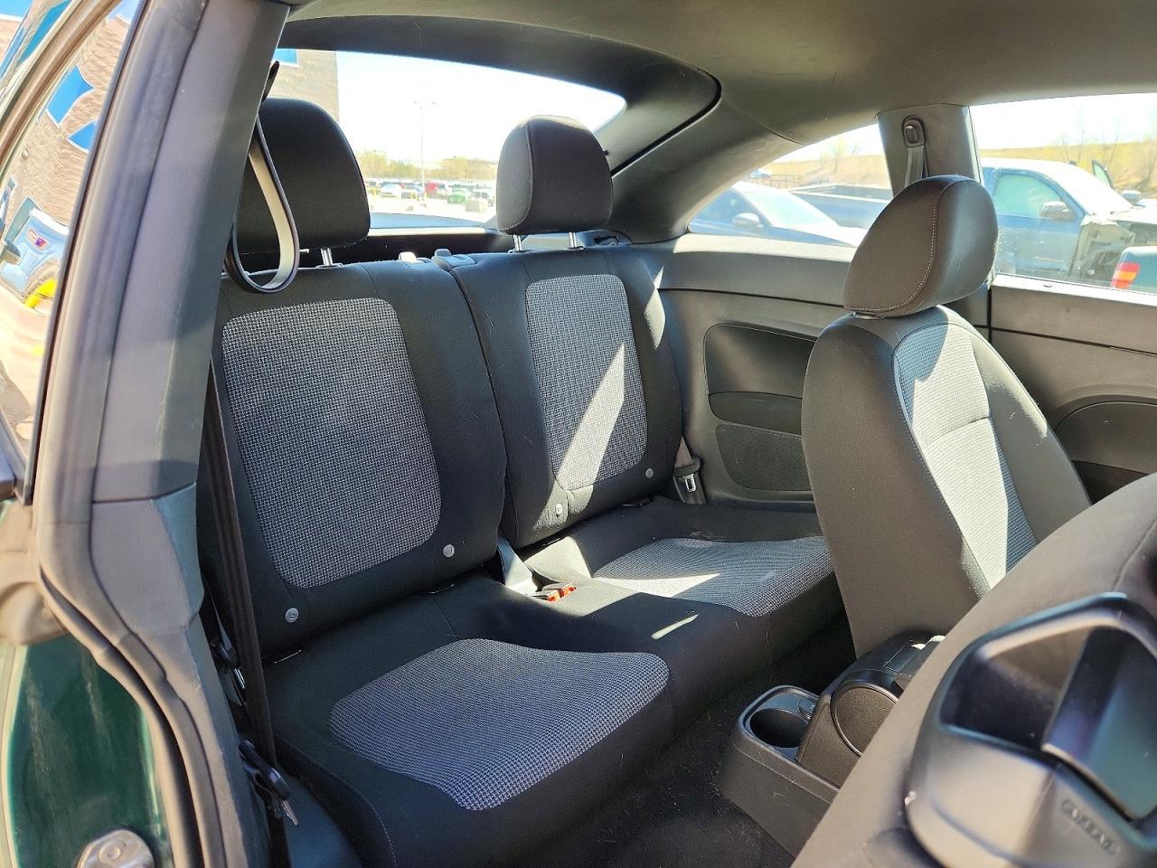 2017 VOLKSWAGEN Beetle