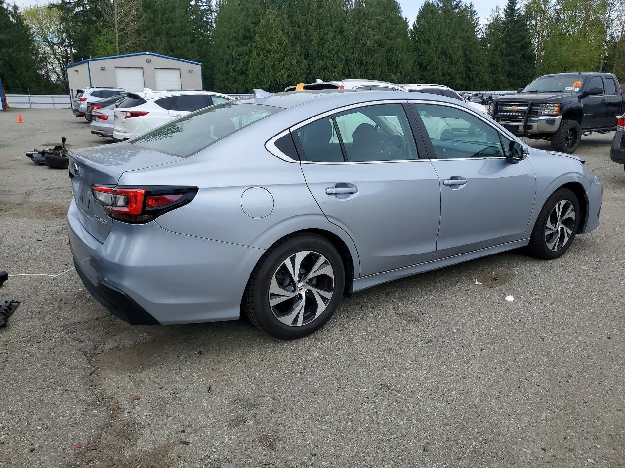 2022 SUBARU Legacy