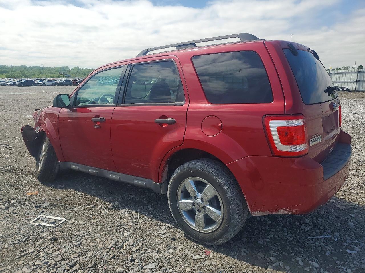 2010 FORD ESCAPE