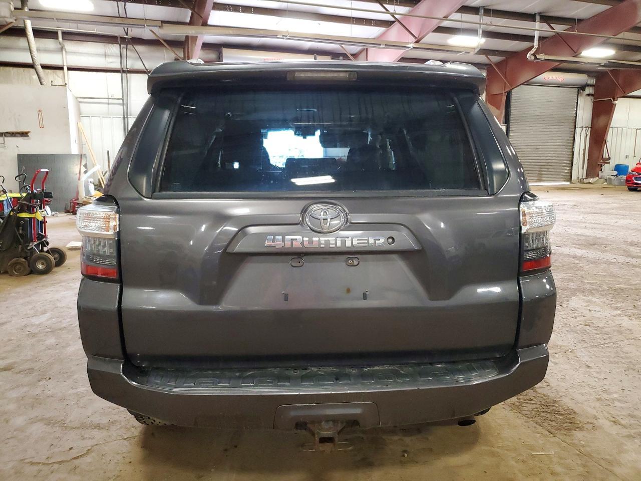 2016 TOYOTA 4Runner