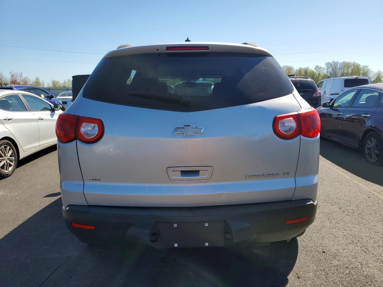 2011 CHEVROLET TRAVERSE