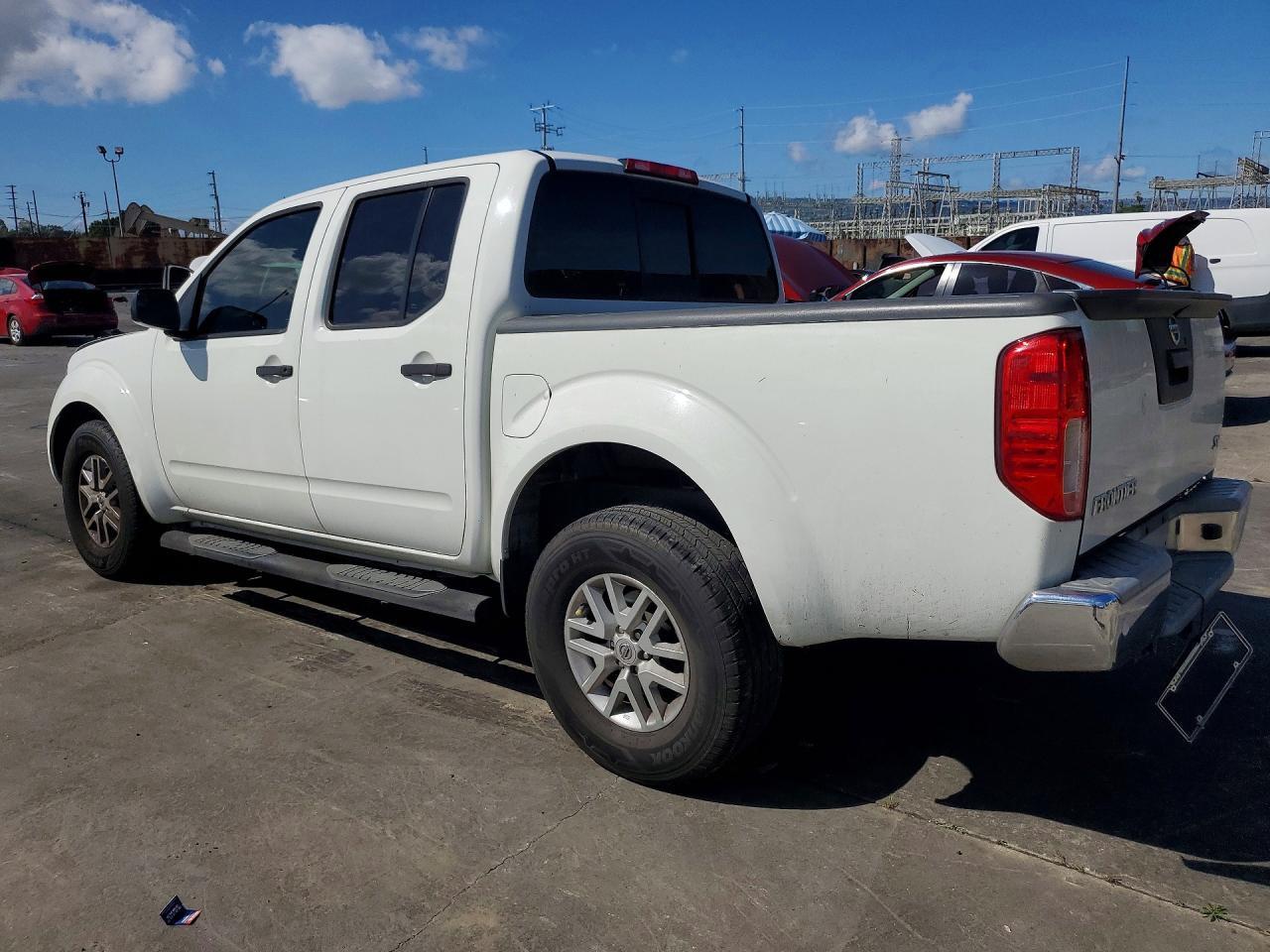 2017 NISSAN Frontier