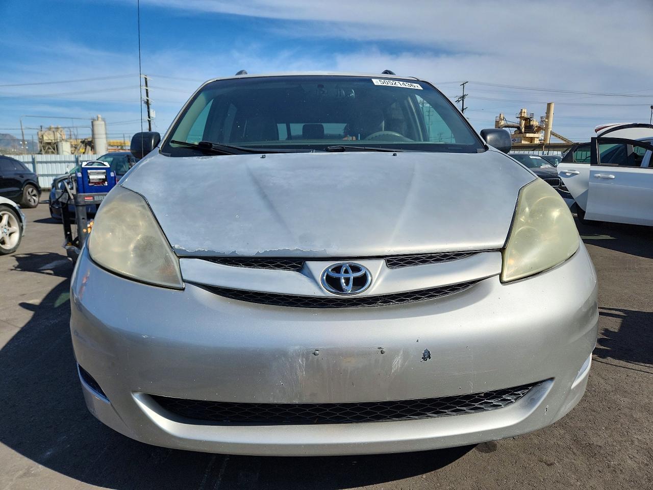 2006 TOYOTA SIENNA