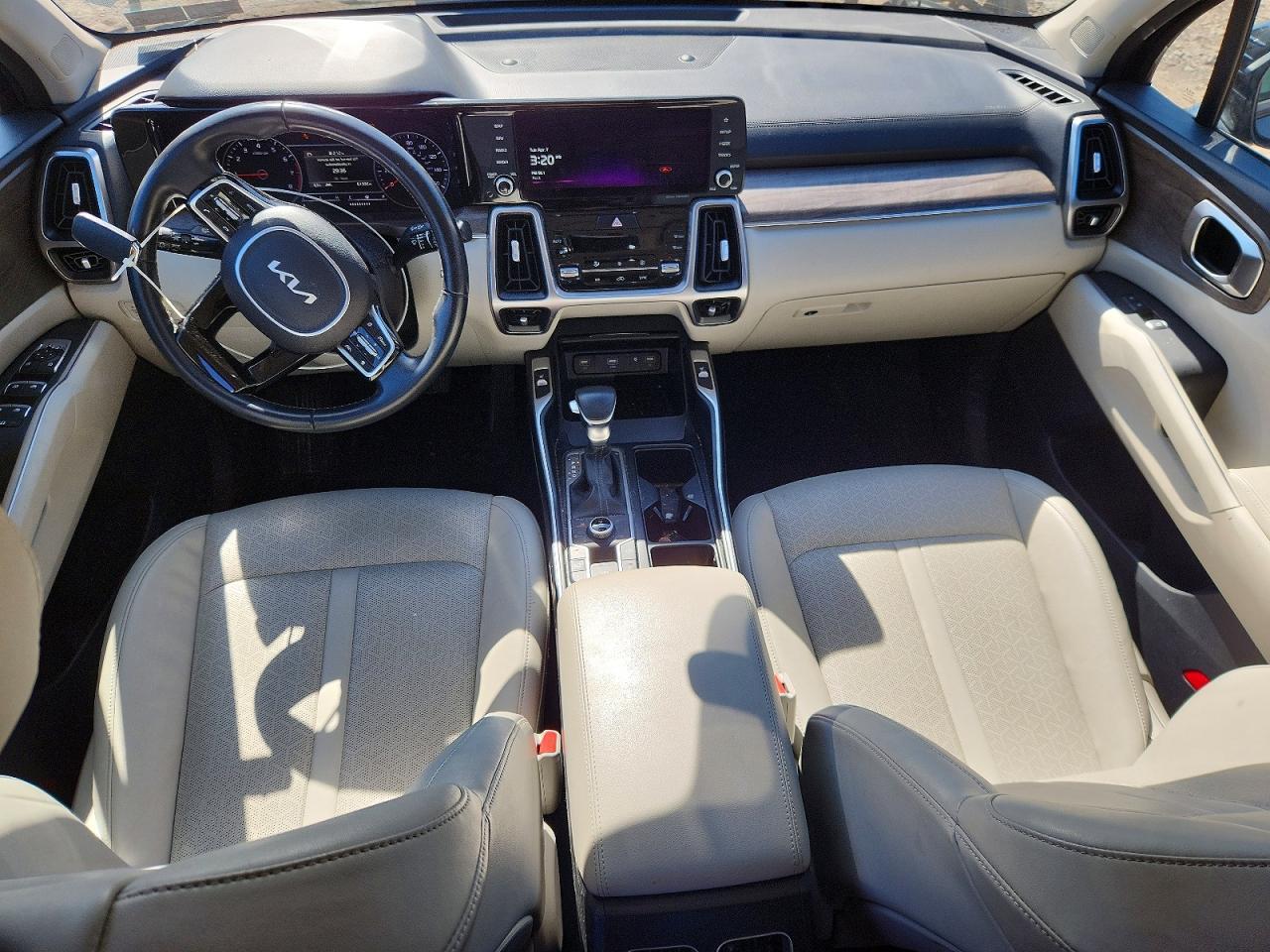 2022 KIA SORENTO