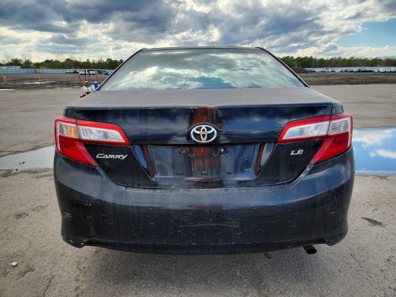 2012 TOYOTA CAMRY