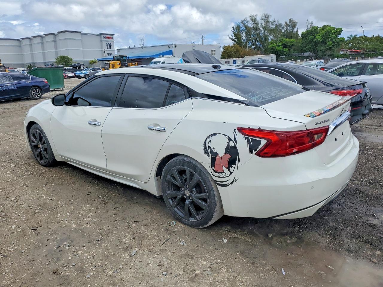 2016 NISSAN Maxima