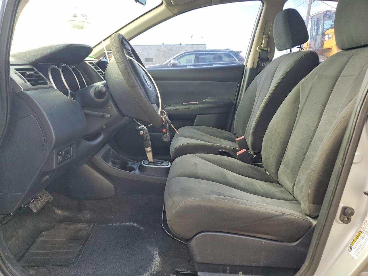 2008 NISSAN VERSA