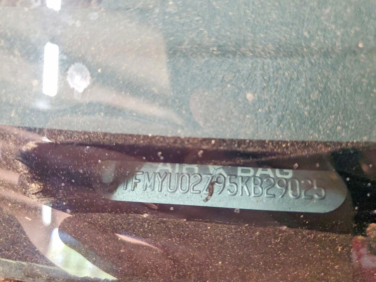 2005 FORD ESCAPE