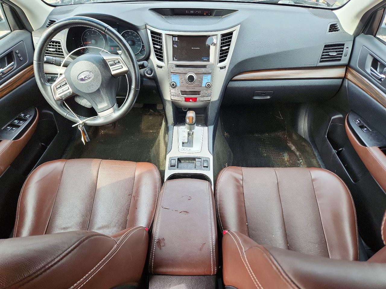 2013 SUBARU Outback