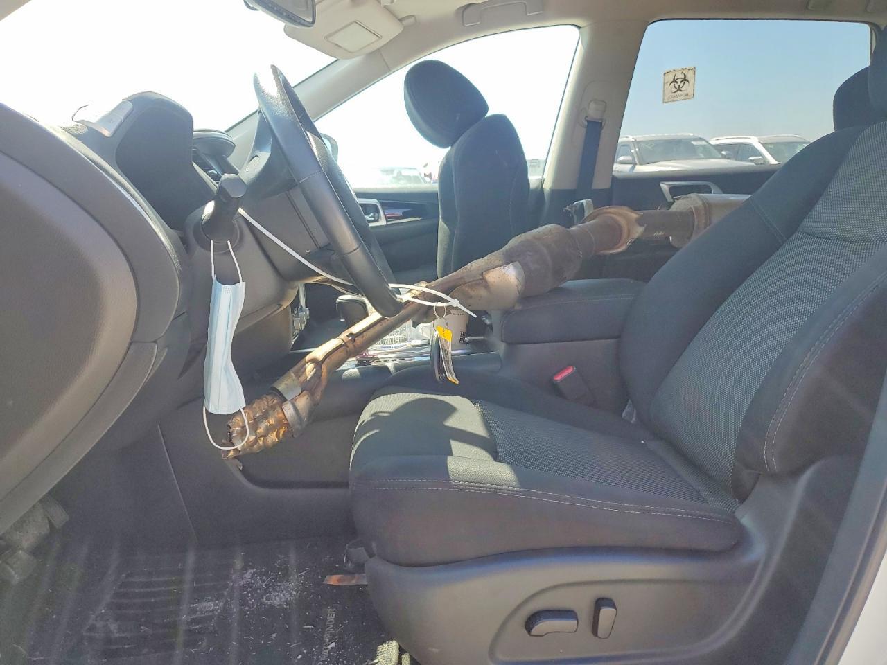 2017 NISSAN PATHFINDER