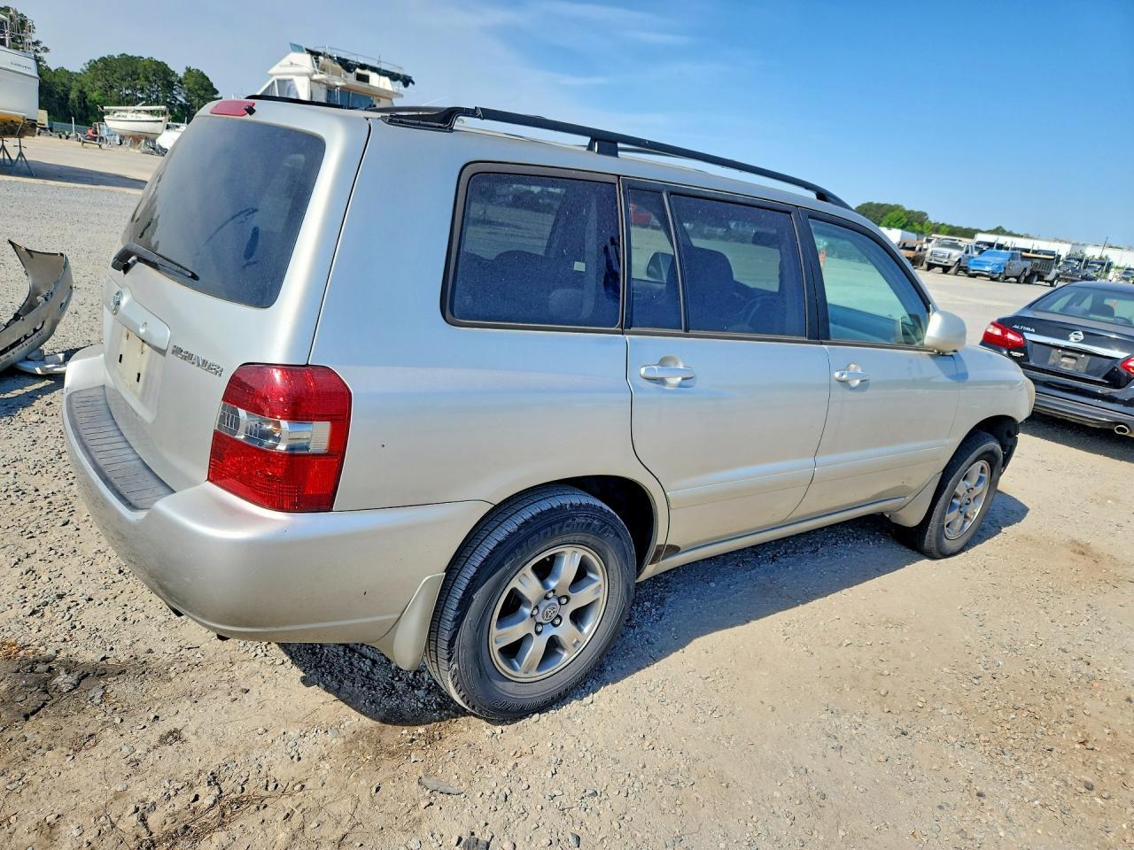 2005 TOYOTA HIGHLANDER