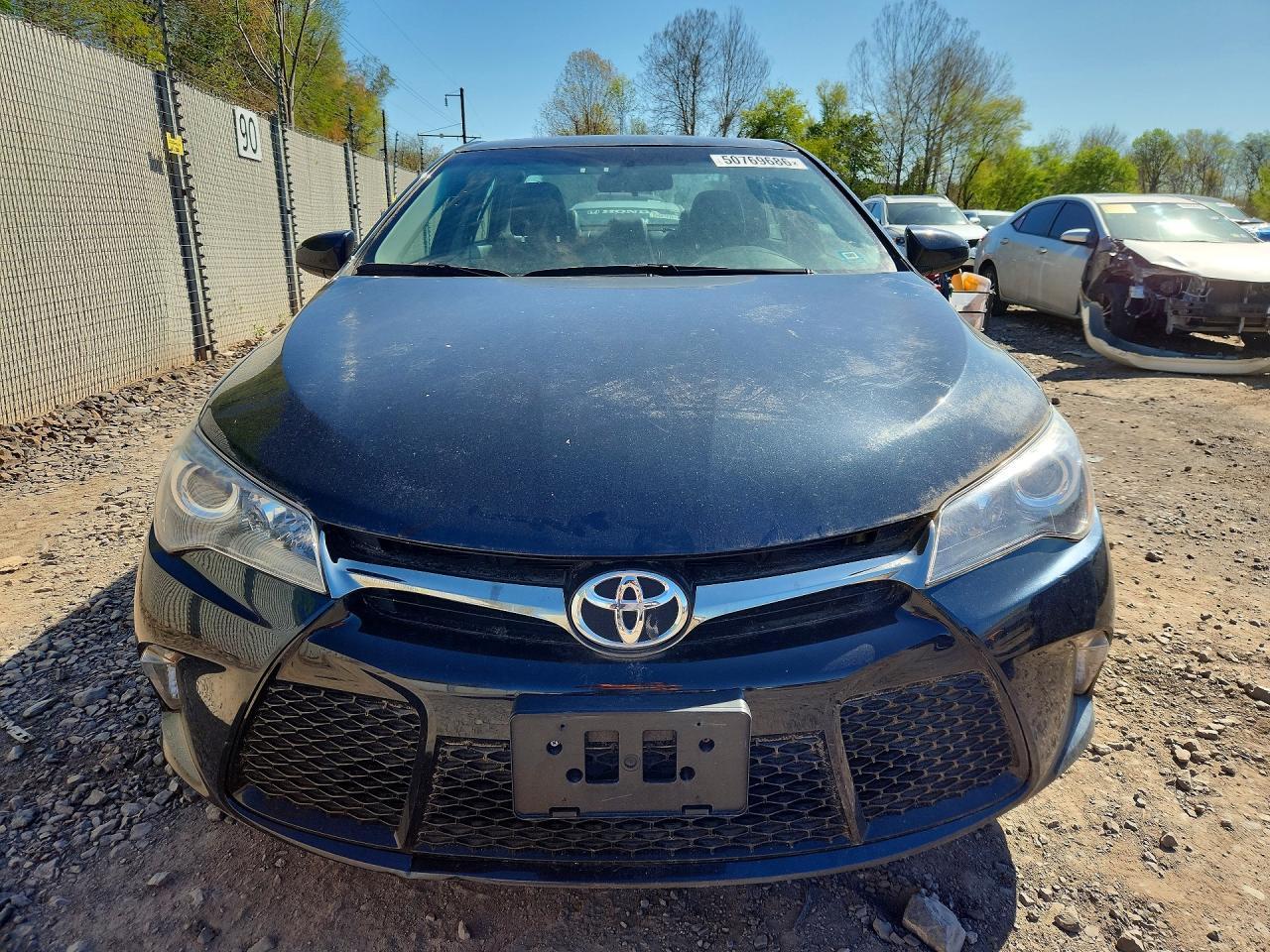 2017 TOYOTA CAMRY