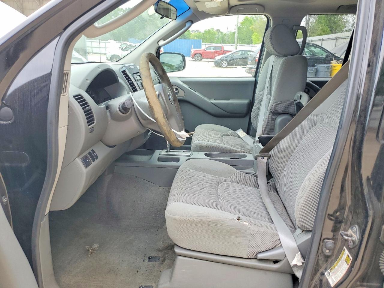 2009 NISSAN Frontier