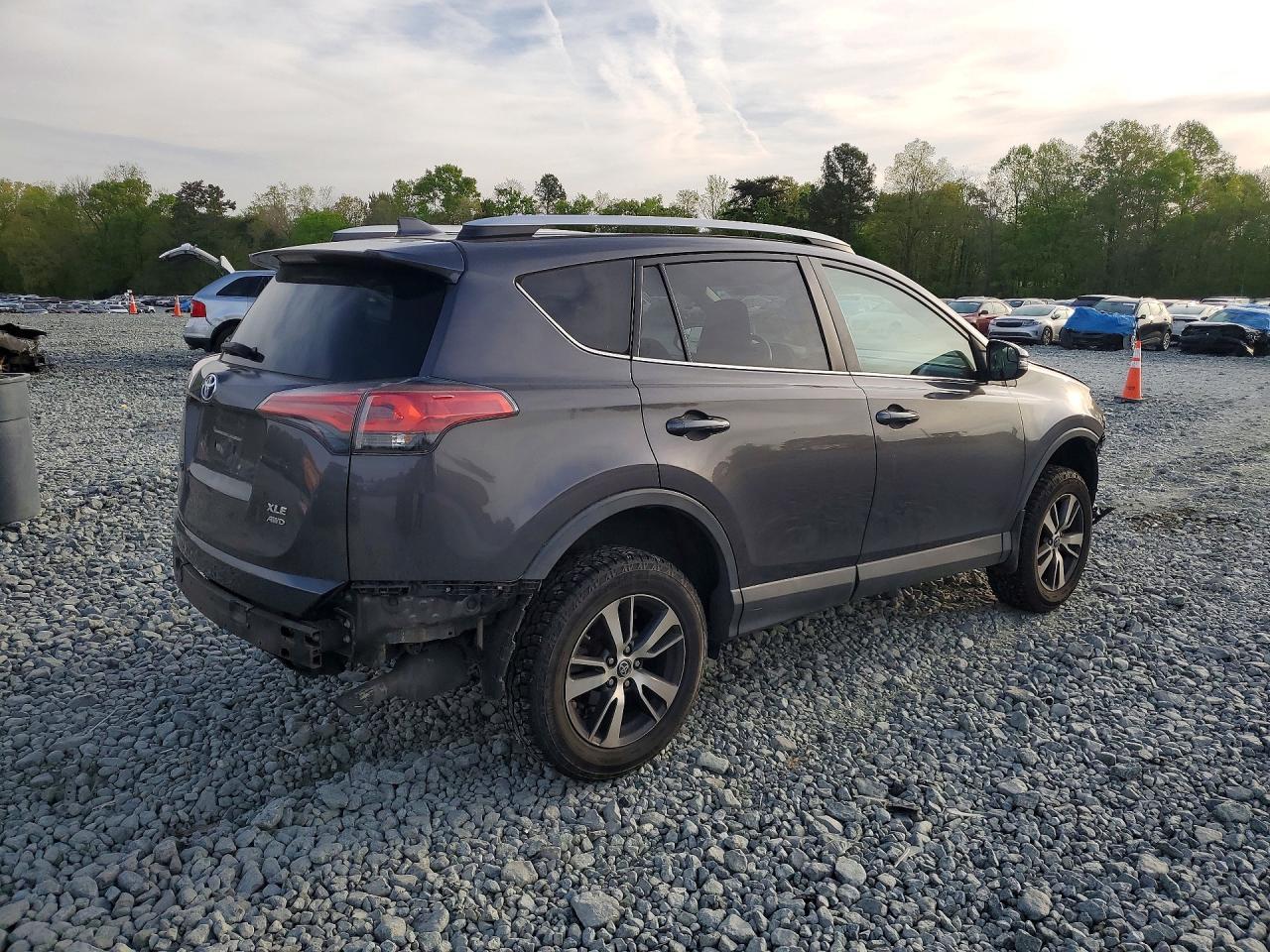 2016 TOYOTA RAV4