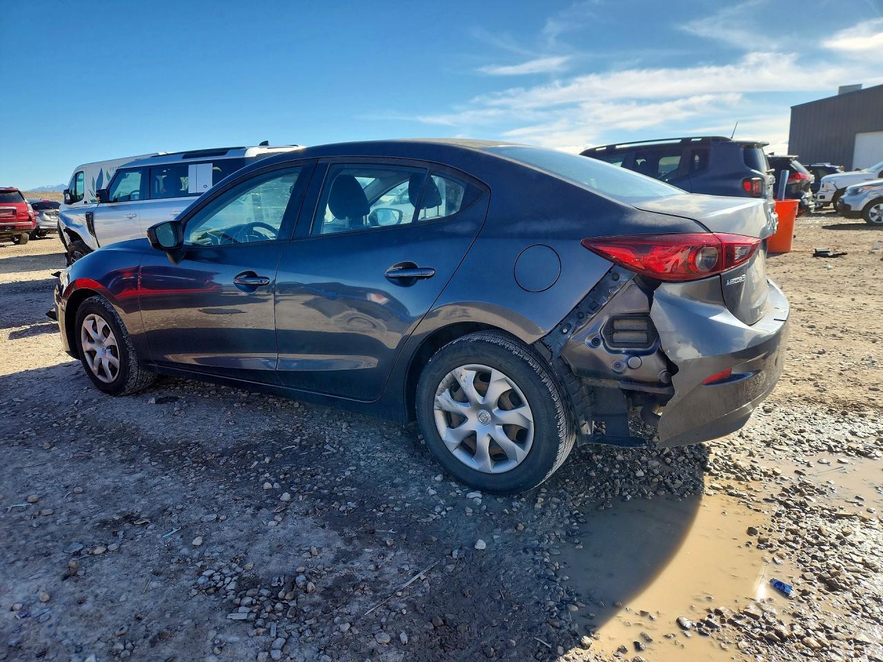 2015 MAZDA 3
