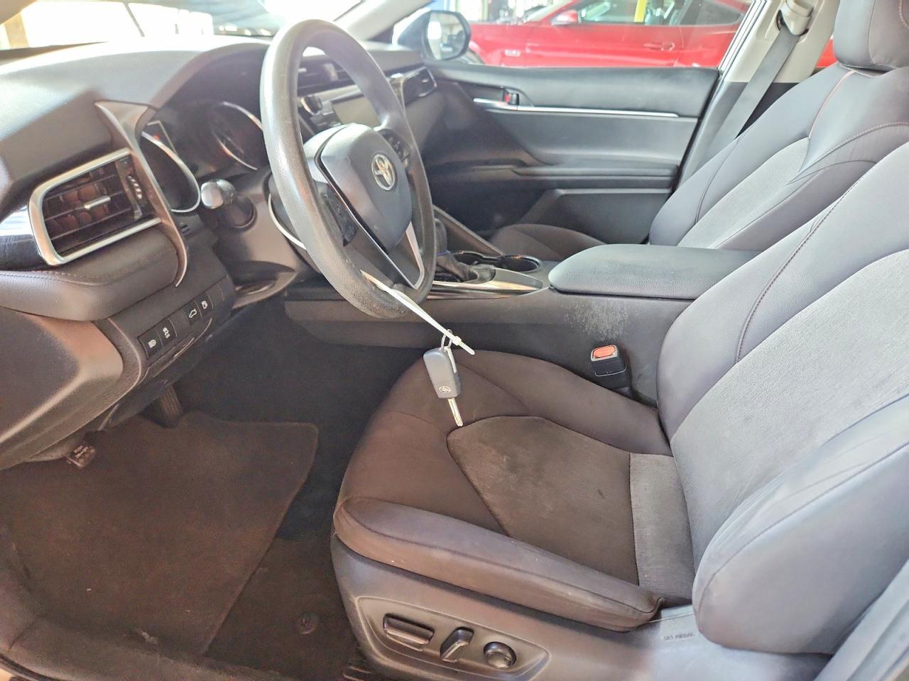 2018 TOYOTA CAMRY