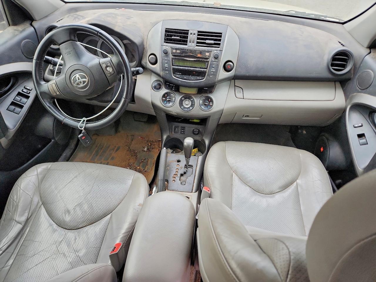 2011 TOYOTA RAV4