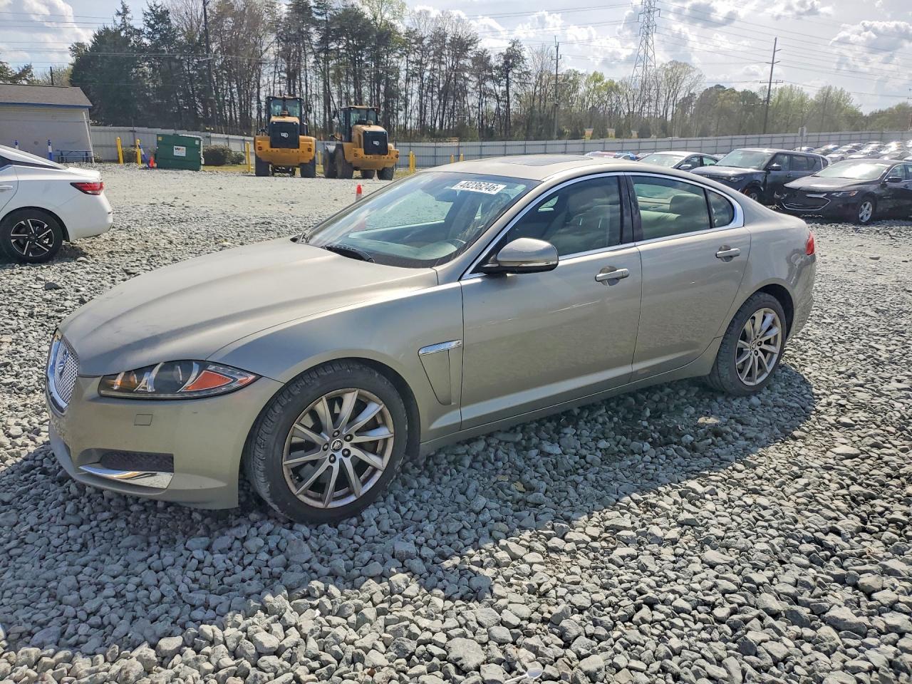 2013 JAGUAR XF