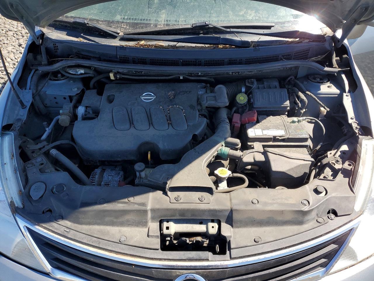 2011 NISSAN VERSA