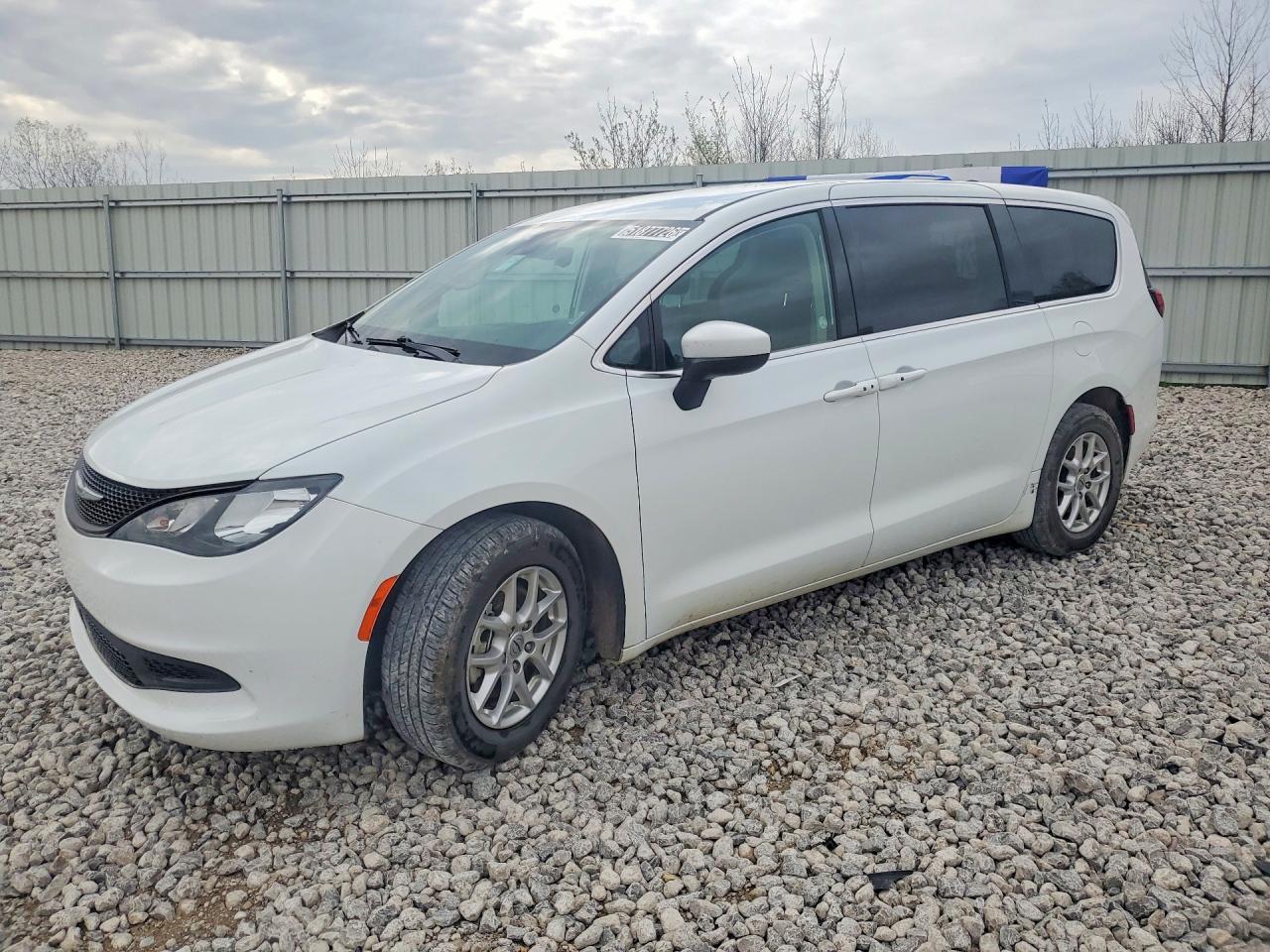 2023 CHRYSLER Voyager