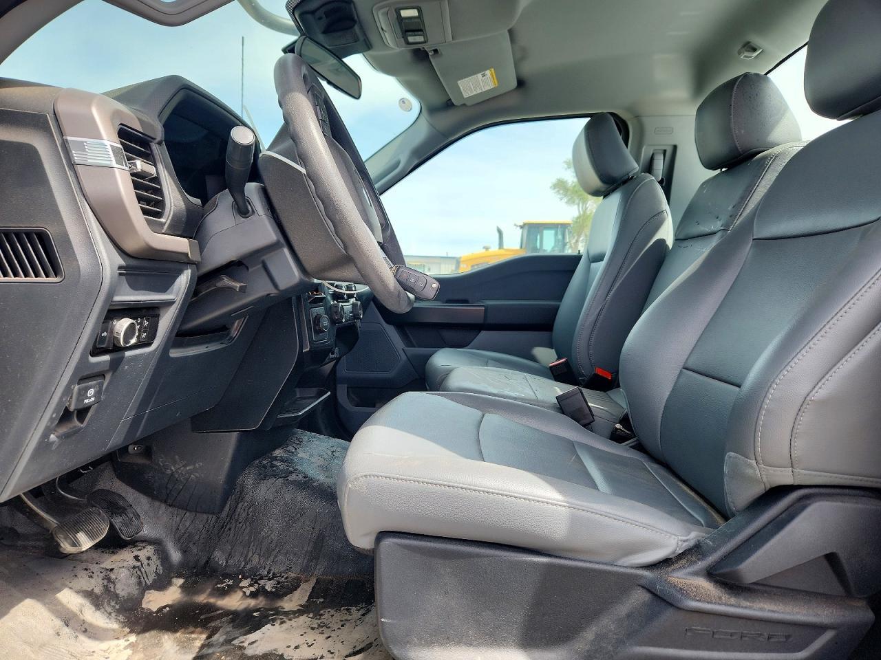 2024 FORD F-150 Lightning