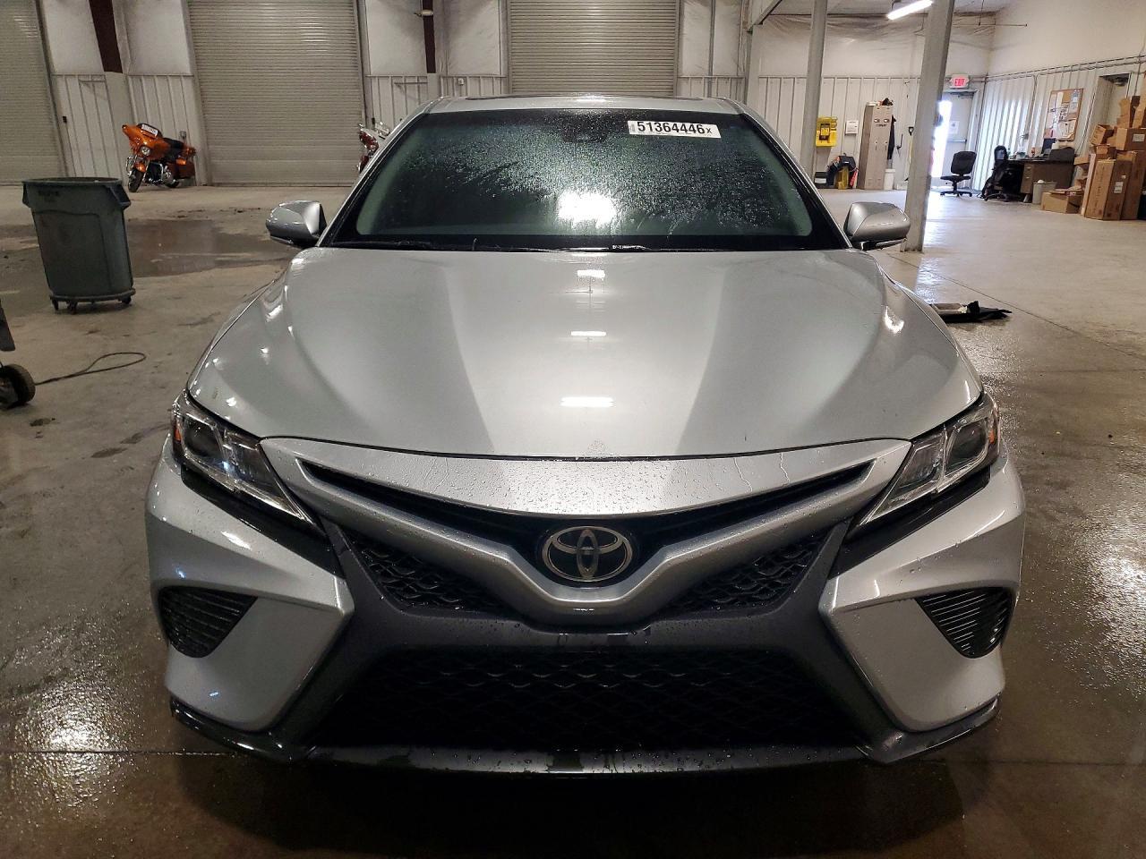 2018 TOYOTA CAMRY